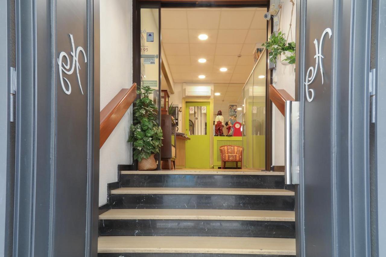 Hotel Gloria Γκρενόμπλ Εξωτερικό φωτογραφία