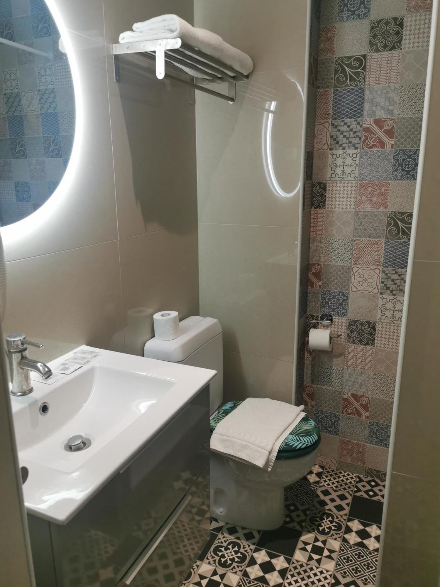 Hotel Gloria Γκρενόμπλ Εξωτερικό φωτογραφία